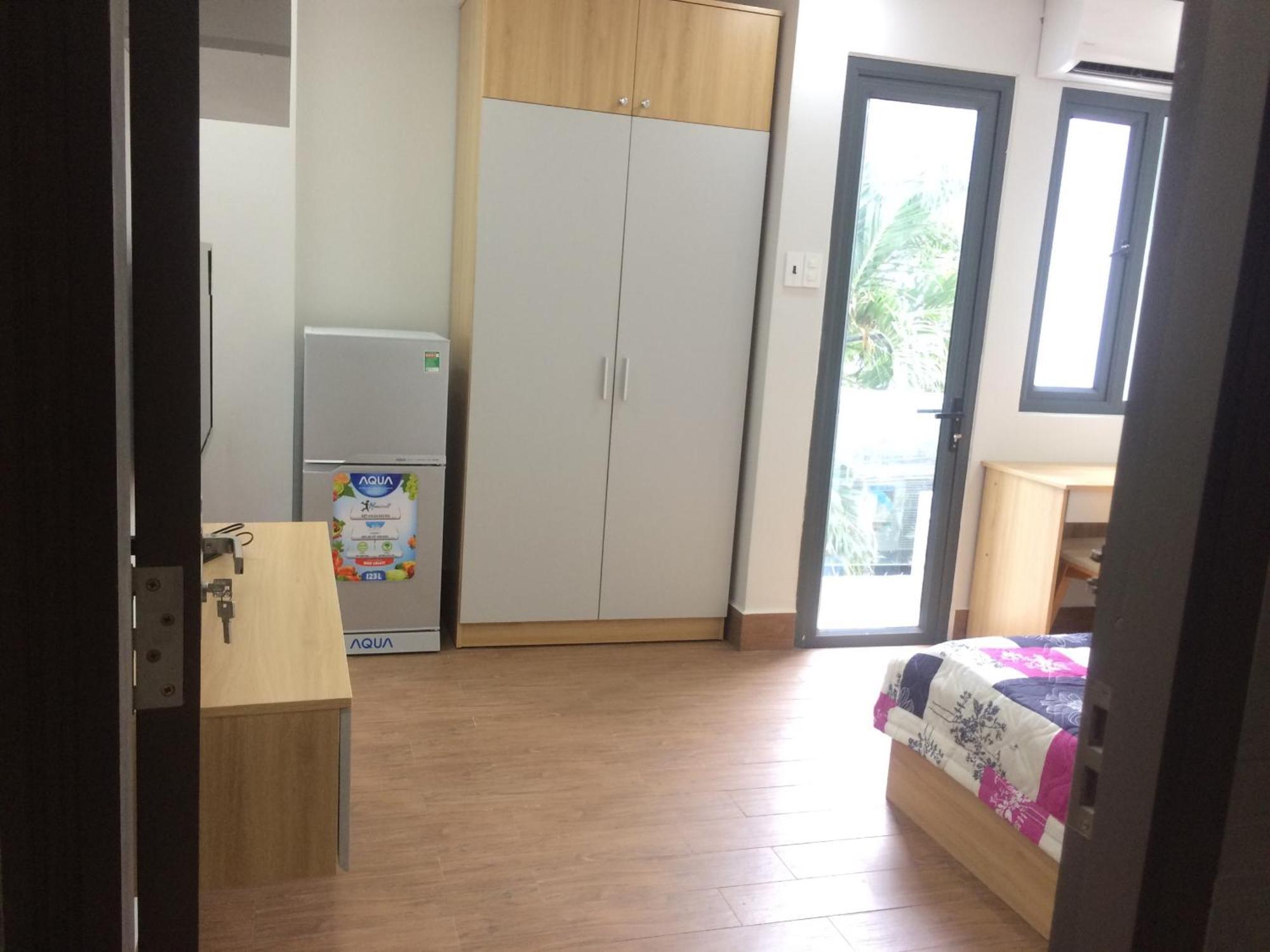 Guest house With Balcony Near Hong Bang University, Binh Thanh *